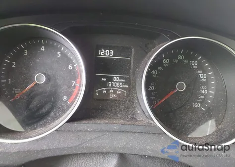 2015 Volkswagen Jetta 1.8T Se z USA, uszkodzony, nr VIN 3VWD17AJ9FM411303